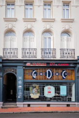 Façade d'un commerce aménagé par Studio BabaFigue